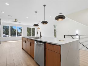 1906 Leath Street, Dallas TX 75212