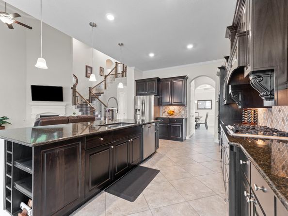 1402 Graystone Hills Drive, Conroe TX 77304