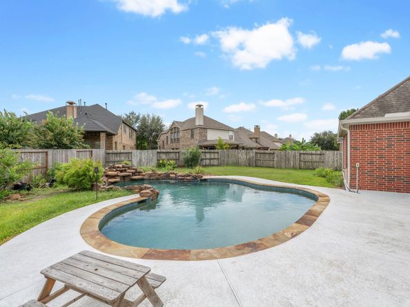 18515 N Settlers Shore Drive, Cypress TX 77433
