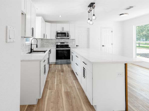 1011 Crossfield Drive, Katy TX 77450