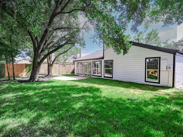 1011 Crossfield Drive, Katy TX 77450