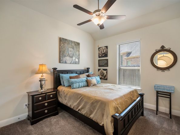 1406 Graystone Hills Drive, Conroe TX 77304