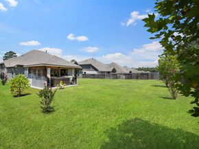 1406 Graystone Hills Drive, Conroe TX 77304