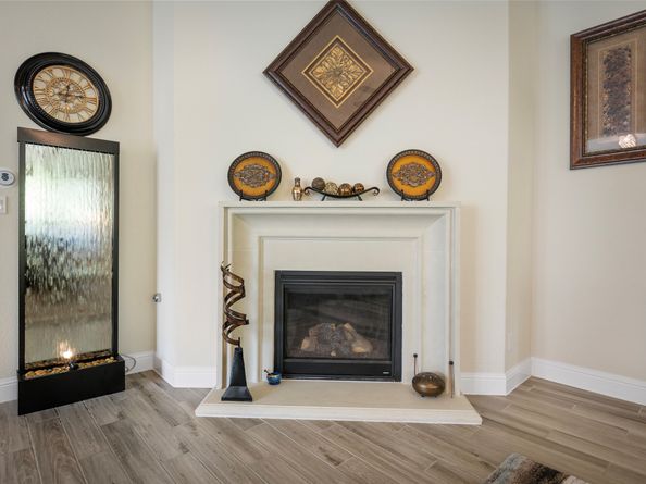 1406 Graystone Hills Drive, Conroe TX 77304