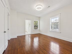 3818 Brandt Street, Houston TX 77006