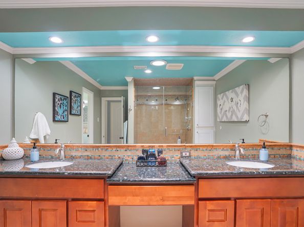 4920 Almeda Genoa Road, Houston TX 77048