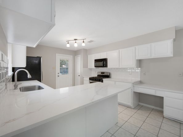 3910 Forest Village Drive, Kingwood TX 77339