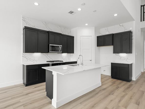 412 Summerset Landing, Conroe TX 77304