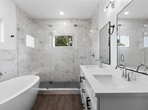 8206 Barlow Street, Houston TX 77028