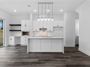 8206 Barlow Street, Houston TX 77028