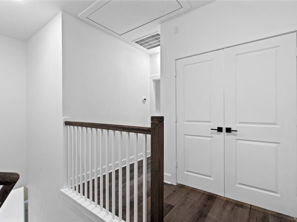 8206 Barlow Street, Houston TX 77028