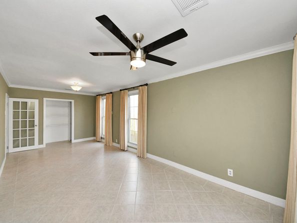 922 Hahlo Street, Houston TX 77020