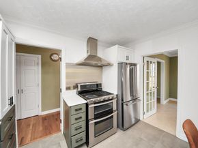 922 Hahlo Street, Houston TX 77020