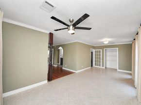 922 Hahlo Street, Houston TX 77020