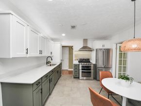 922 Hahlo Street, Houston TX 77020