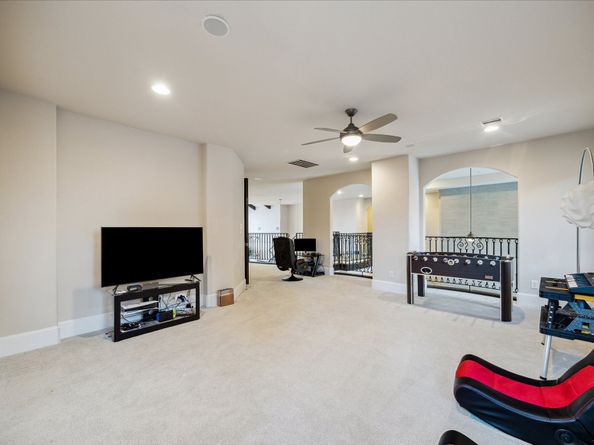 79 Amber Hollow Court, Sugar Land TX 77479