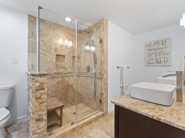 5511 Queensloch Drive, Houston TX 77096