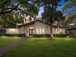 5511 Queensloch Drive, Houston TX 77096