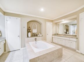 11730 Cypresswood Drive, Houston TX 77070