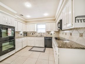 11730 Cypresswood Drive, Houston TX 77070