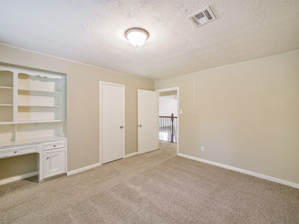 11730 Cypresswood Drive, Houston TX 77070