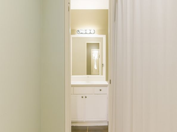 12973 Trail Hollow Dr A, Houston TX 77079