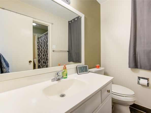 12973 Trail Hollow Dr A, Houston TX 77079