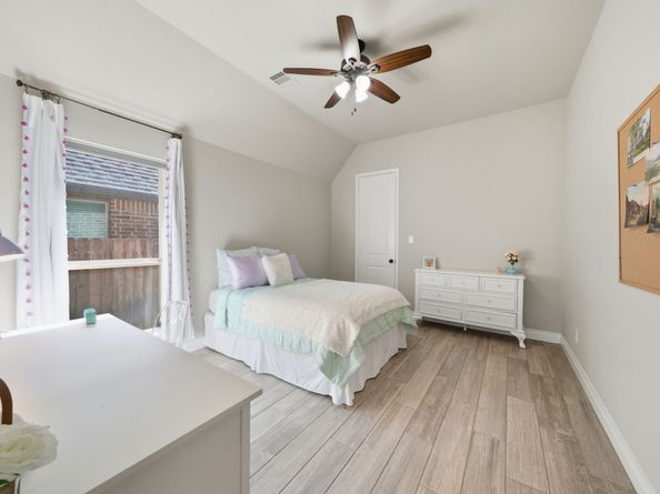 3914 Park Woods Drive, Spring TX 77386