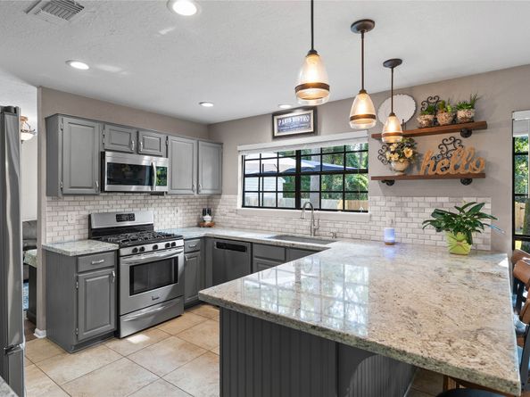 34 Eagle Rock Place, Spring TX 77381