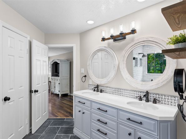 34 Eagle Rock Place, Spring TX 77381
