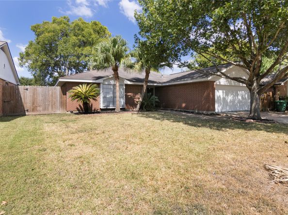 13206 Ensley Wood Drive, Houston TX 77082