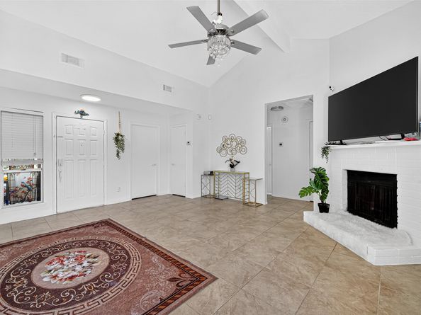 8522 Grand Knolls Drive, Houston TX 77083