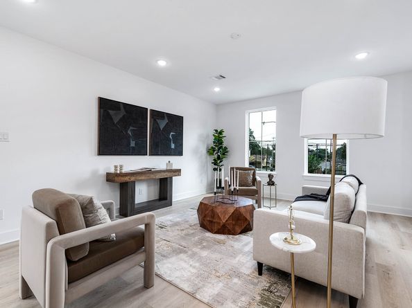 1513 Euel Street, Houston TX 77009