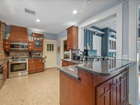 4620 Mckinney Street, Houston TX 77023