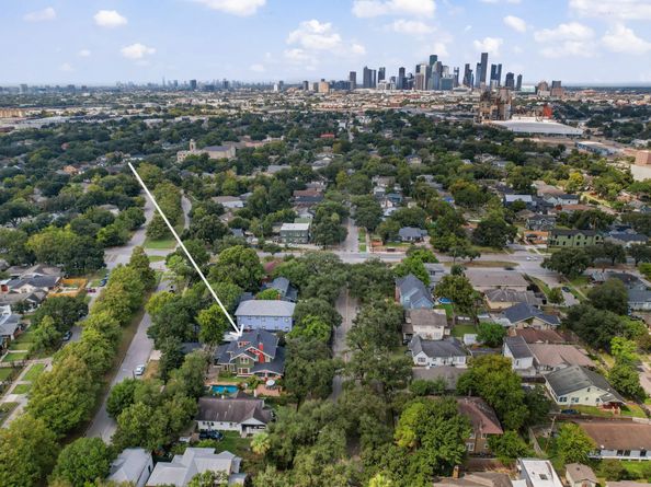 4620 Mckinney Street, Houston TX 77023