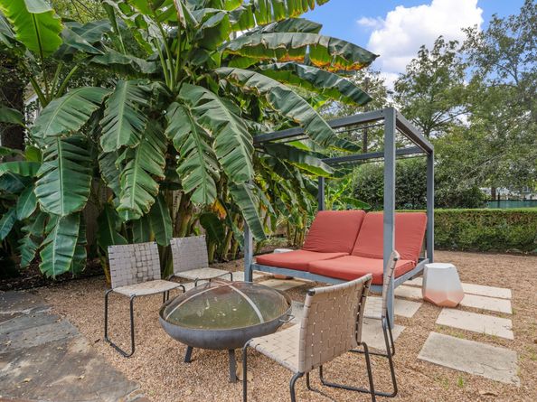 4620 Mckinney Street, Houston TX 77023
