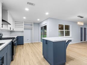 3306 Crestdale Drive, Houston TX 77080