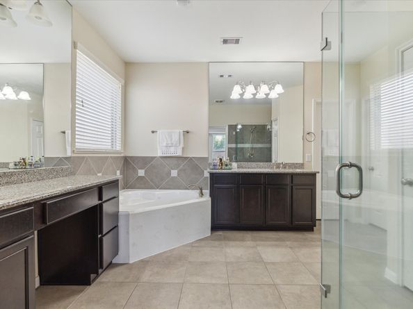 6015 Turner Shadow Lane, Sugar Land TX 77479