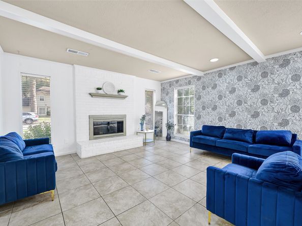 4806 Charade Drive, Houston TX 77066