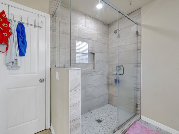 4806 Charade Drive, Houston TX 77066