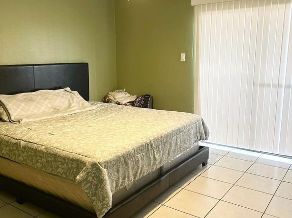 206 Plaza Verde Drive D16, Houston TX 77038