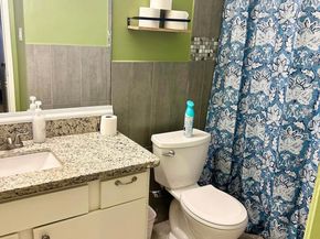 206 Plaza Verde Drive D16, Houston TX 77038
