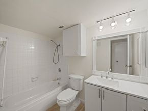 11201 Lynbrook Drive 3503, Houston TX 77042