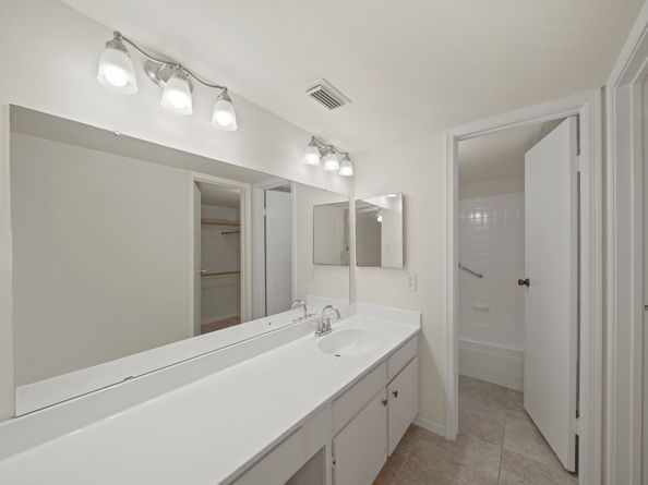 11201 Lynbrook Drive 3503, Houston TX 77042