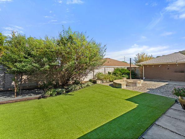 1823 Seaspray Court, Houston TX 77008