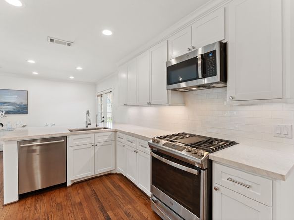 1823 Seaspray Court, Houston TX 77008