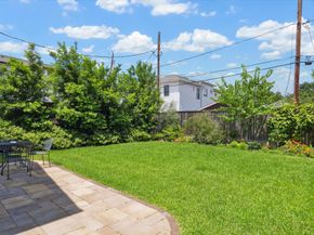 523 W 15th Street, Houston TX 77008
