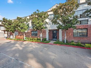 2464 Bering Drive