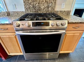 2222 Carnes Street, Dallas TX 75208