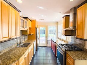 2222 Carnes Street, Dallas TX 75208